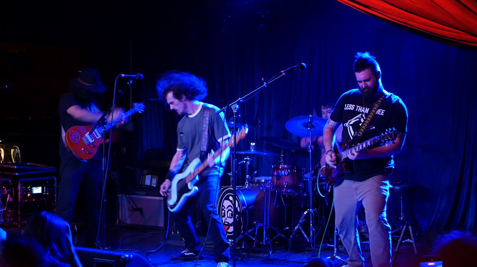 Don't Flinch performing live — photo 1