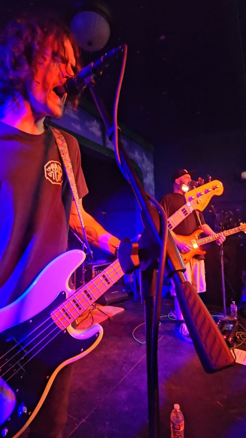 Don't Flinch performing live — photo 10